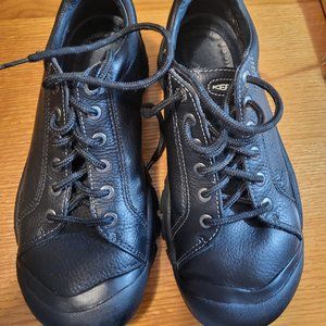 Keen Women's BRONX shoes in black